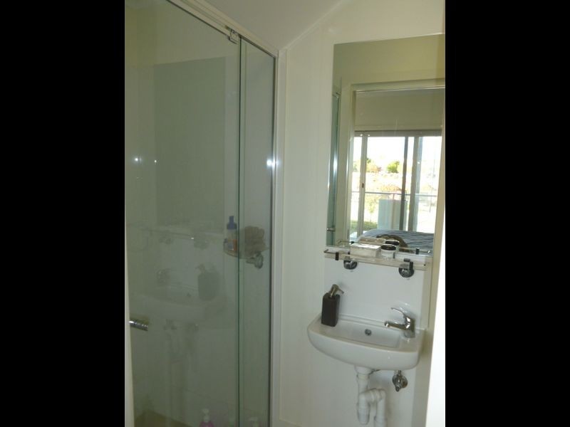 10/10 Light Common, Mawson Lakes SA 5095