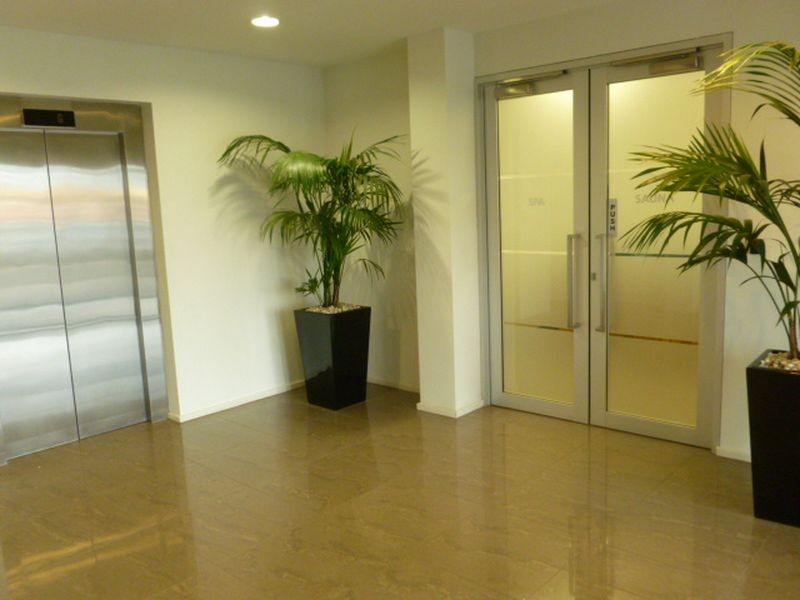 10/10 Light Common, Mawson Lakes SA 5095