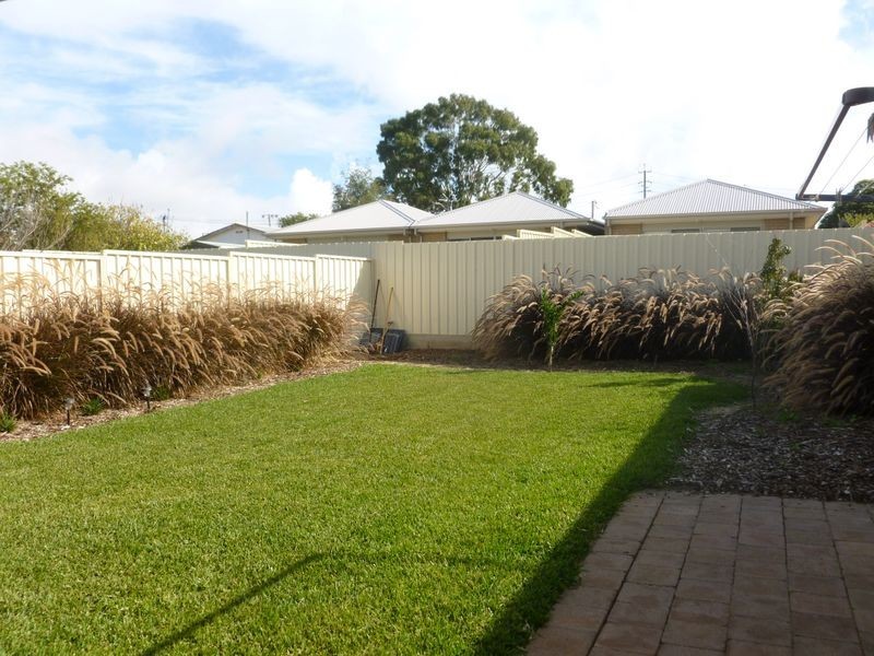 6a Ramsay Ave, Hillcrest SA 5086