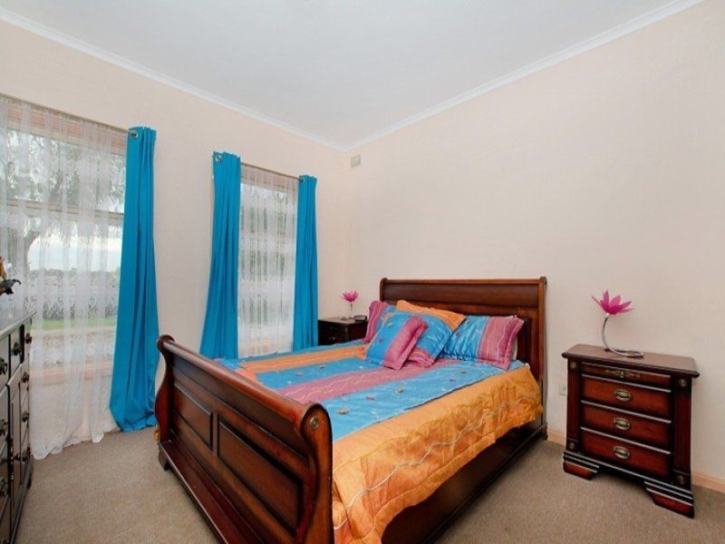 61 Redward Avenue, Greenacres SA 5086