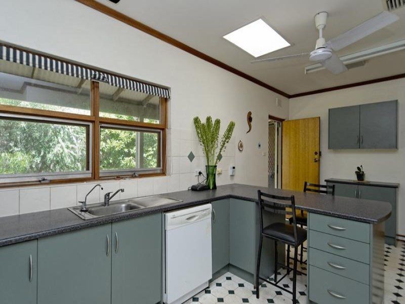 18 Brookside Avenue, Tranmere SA 5073