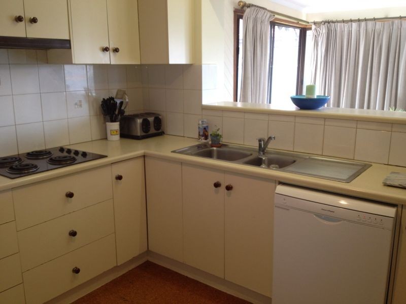 11 Hamilton Terrace, Paradise SA 5075
