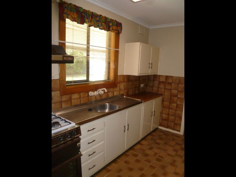 11 Amundsen Drive, Ingle Farm SA 5098