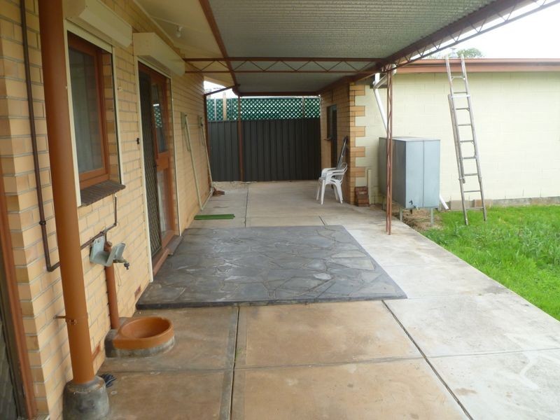 16 The Parkway, Paradise SA 5075