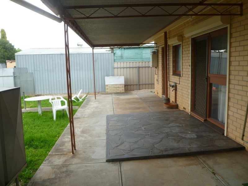 16 The Parkway, Paradise SA 5075