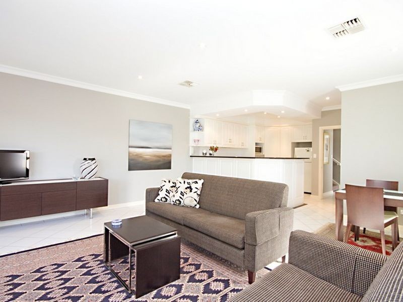 7 Mawson Close, Tennyson SA 5022