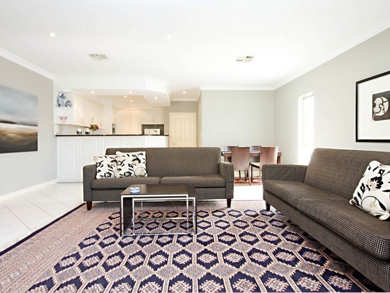 7 Mawson Close, Tennyson SA 5022
