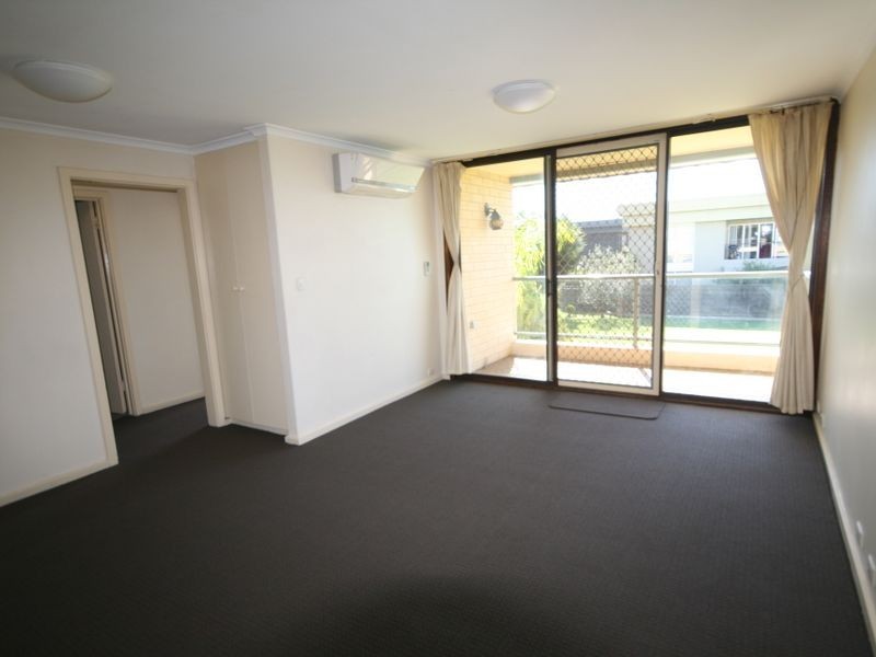 5/72 Military Road, Tennyson SA 5022