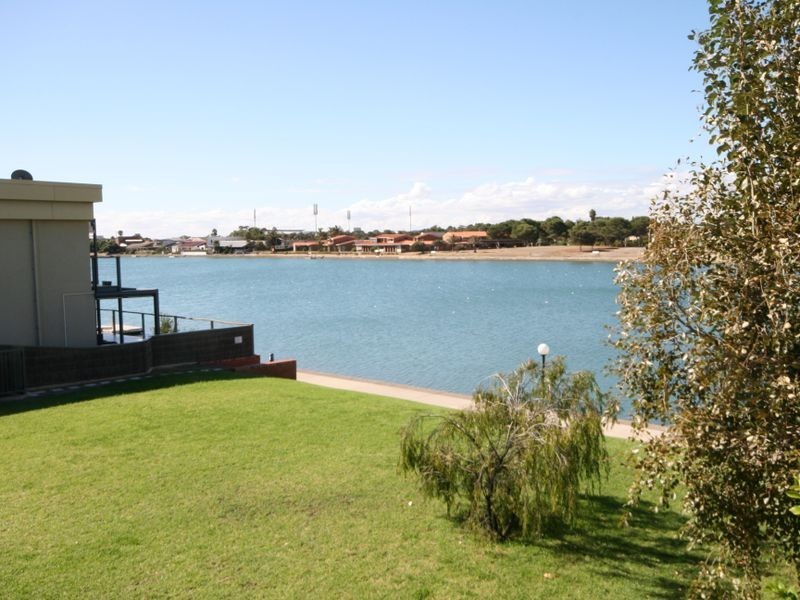 5/72 Military Road, Tennyson SA 5022