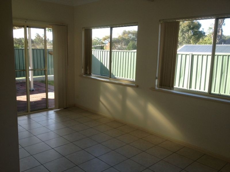 11b Nicola Court, Paradise SA 5075