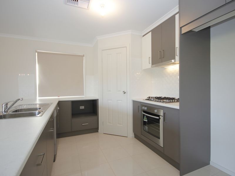 18 Edward Street, Paralowie SA 5108