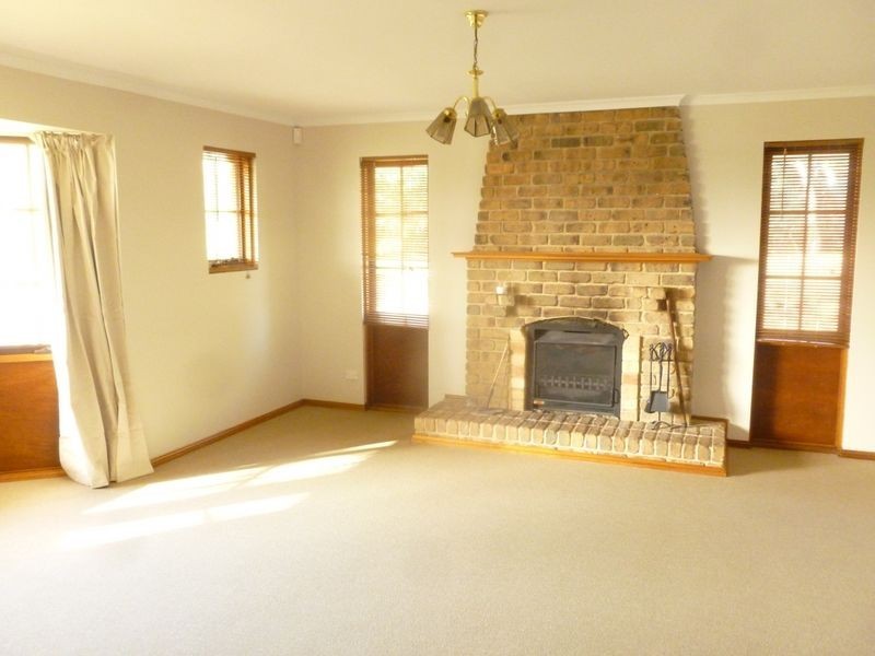 1 Gruen Court, St Agnes SA 5097