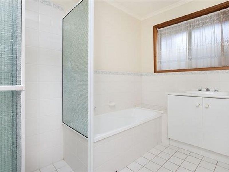 10 Chesterfield Walk, Hillbank SA 5112