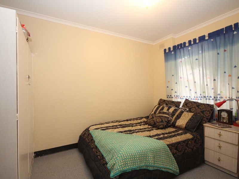 2/1 Peter Place, Campbelltown SA 5074