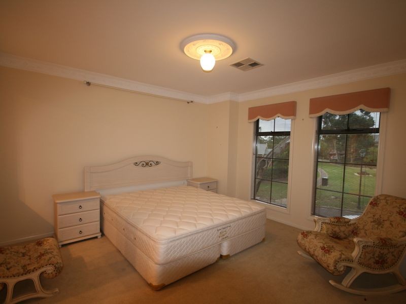 33 Willow Bend, Marden SA 5070