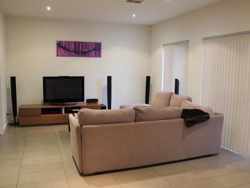 20 Junction Street, Mawson Lakes SA 5095