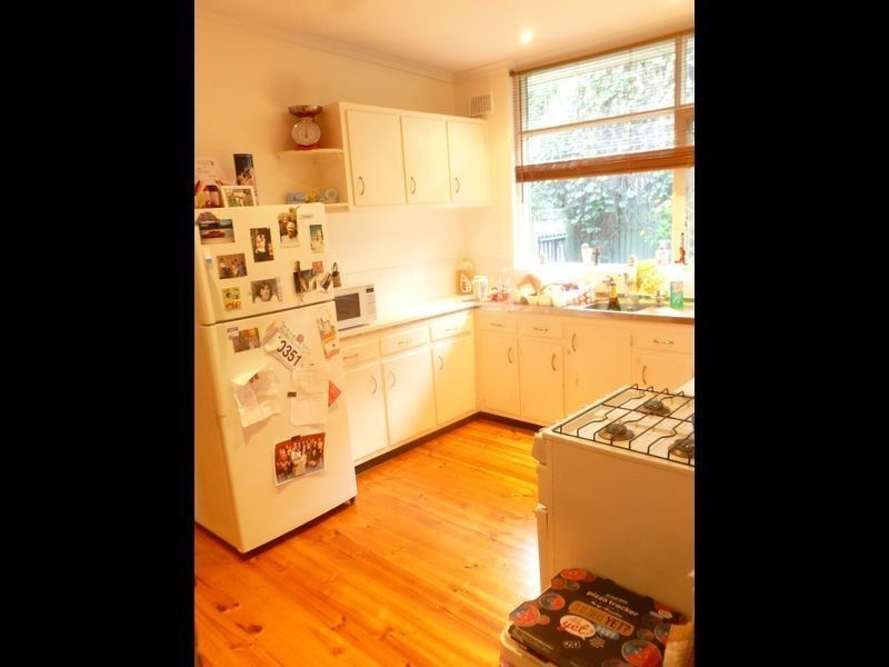 15 Parslow Road, Para Hills SA 5096