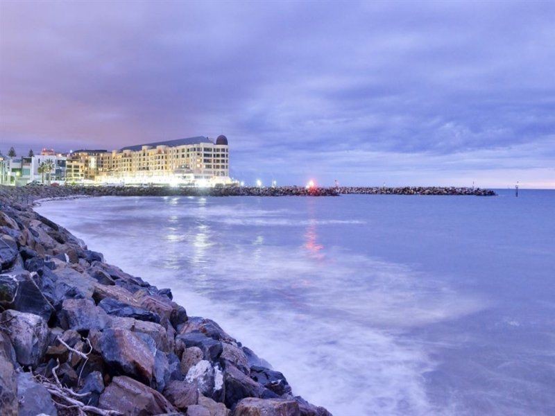15/4 King Street, Glenelg North SA 5045