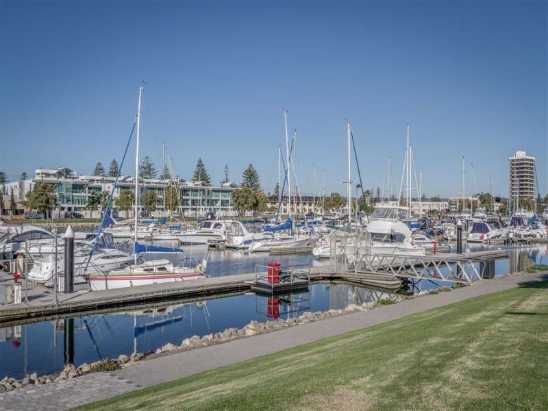 15/4 King Street, Glenelg North SA 5045