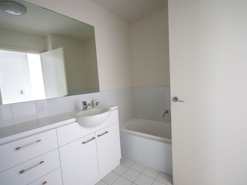 1/172 Wakefield Street, Adelaide SA 5000