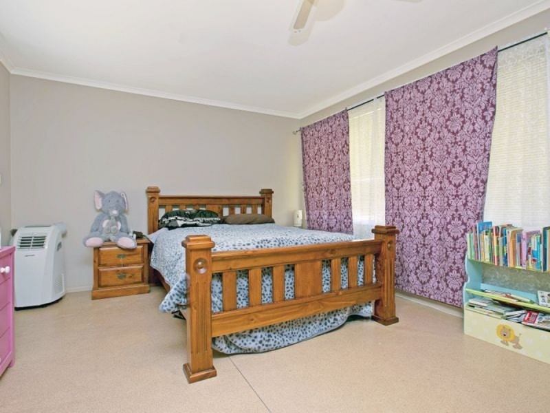 7 Oliver Street, Christie Downs SA 5164