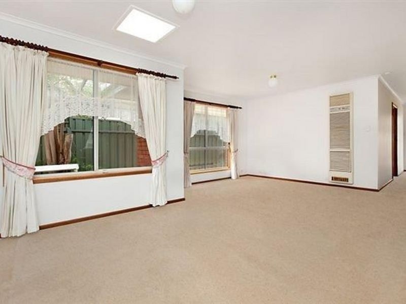 10 Chesterfield Walk, Hillbank SA 5112