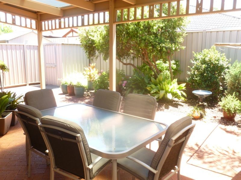 9 Dovecote Street, Oakden SA 5086