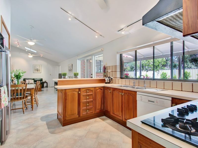 2 Deconno Court, Dernancourt SA 5075