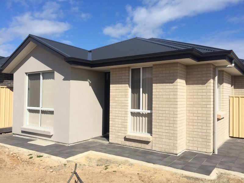 11 Deck Crescent, Seaford Meadows SA 5169