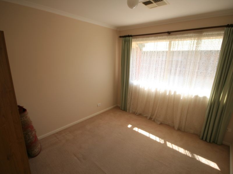 6 Locheal Avenue, Greenwith SA 5125