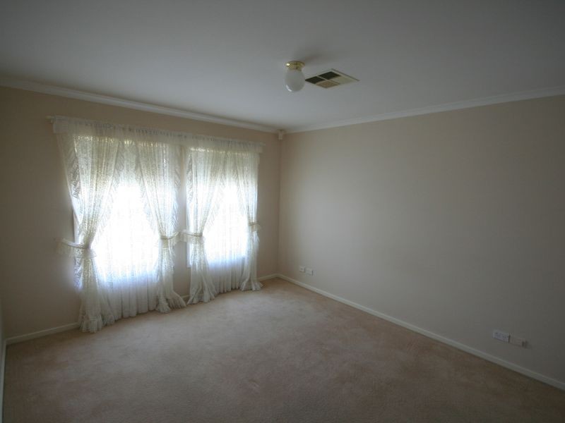 6 Locheal Avenue, Greenwith SA 5125