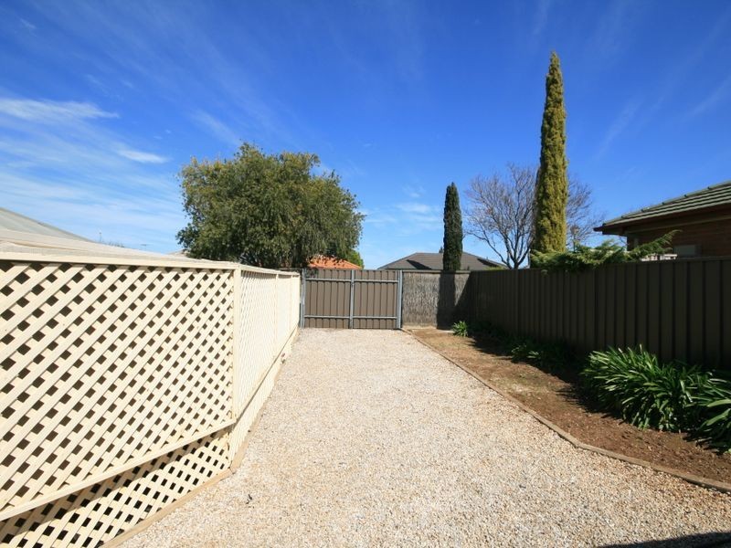 6 Locheal Avenue, Greenwith SA 5125