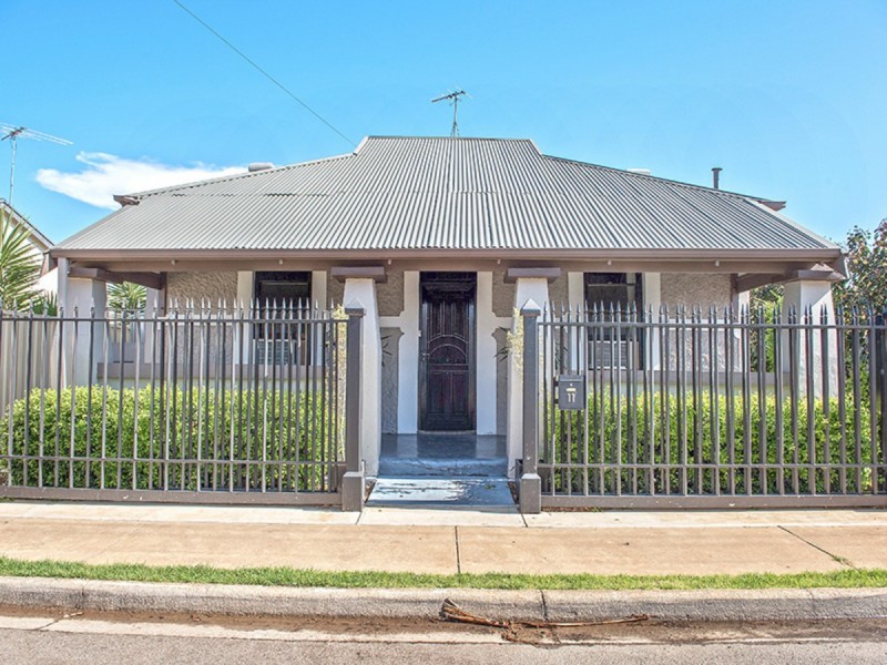 11 Spring Street, Beverley SA 5009