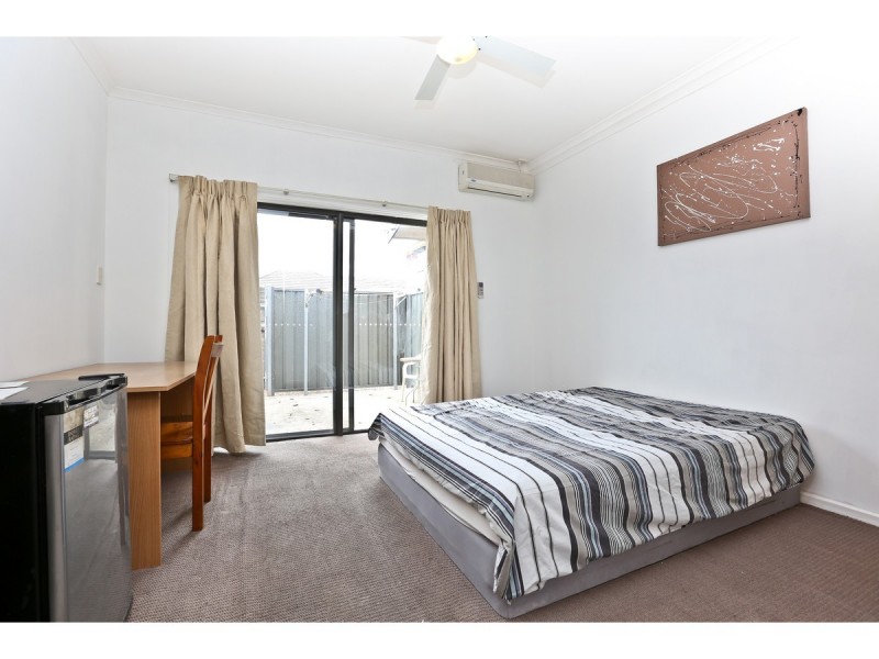 7 Sixth Avenue, Ascot Park SA 5043