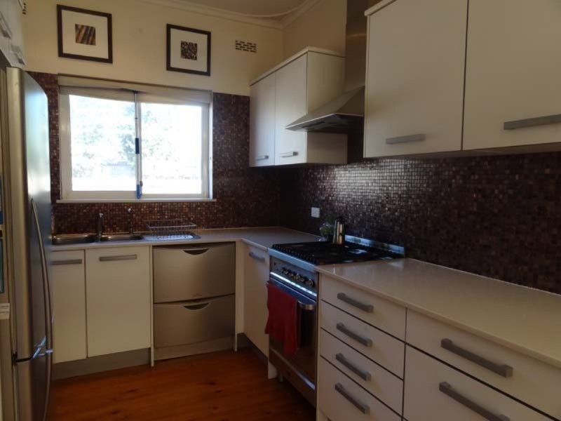 18 Richardson Avenue, Glenelg North SA 5045