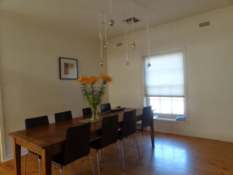 18 Richardson Avenue, Glenelg North SA 5045