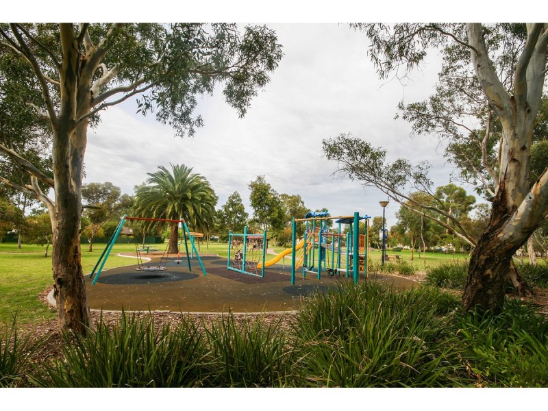 39 Flinders Road, Hillcrest SA 5086