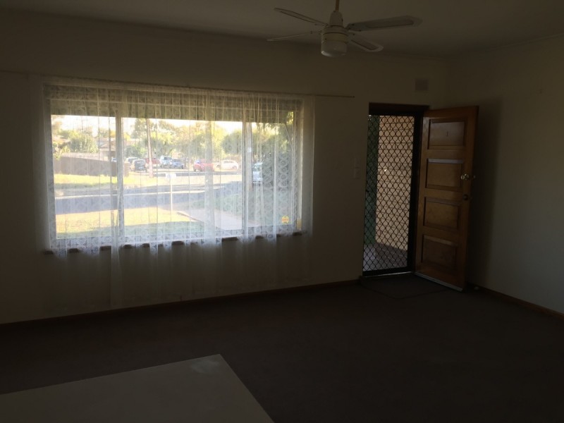 1/3 Moore Crescent, Campbelltown SA 5074