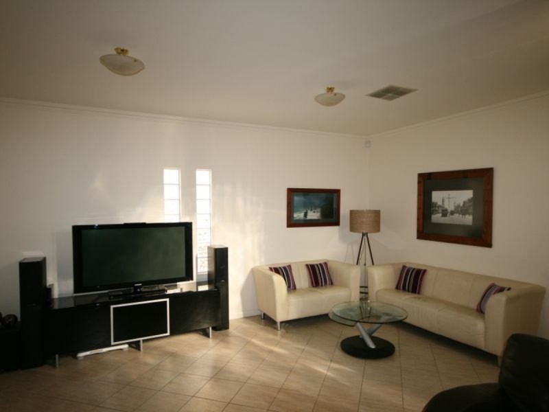 2/36 Hill Street, Campbelltown SA 5074