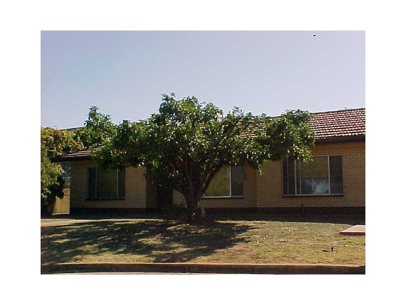 1/3 Moore Crescent, Campbelltown SA 5074