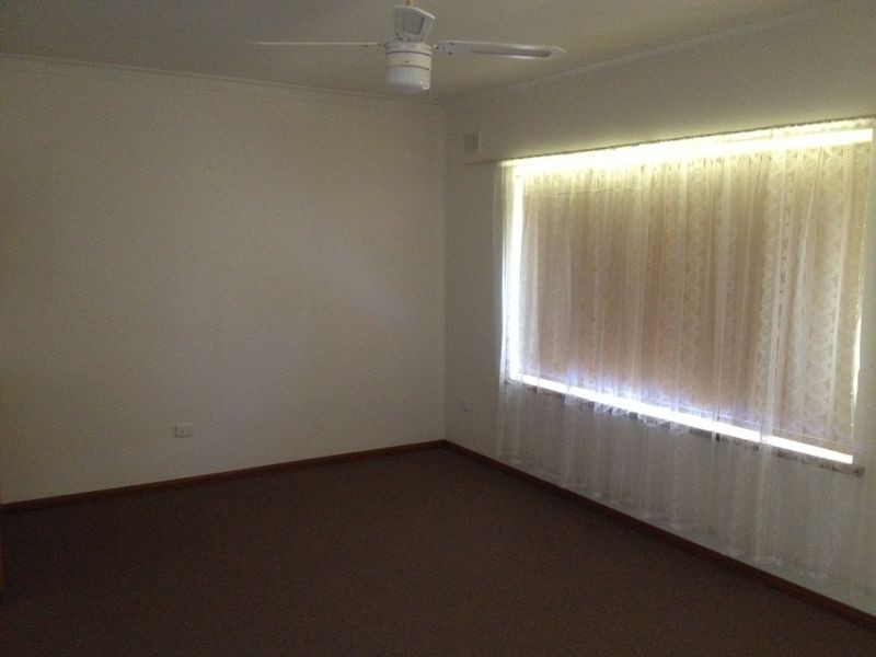 1/3 Moore Crescent, Campbelltown SA 5074