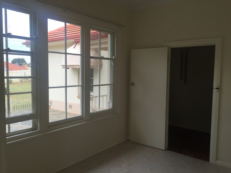 158 lyons Road, Holden Hill SA 5088