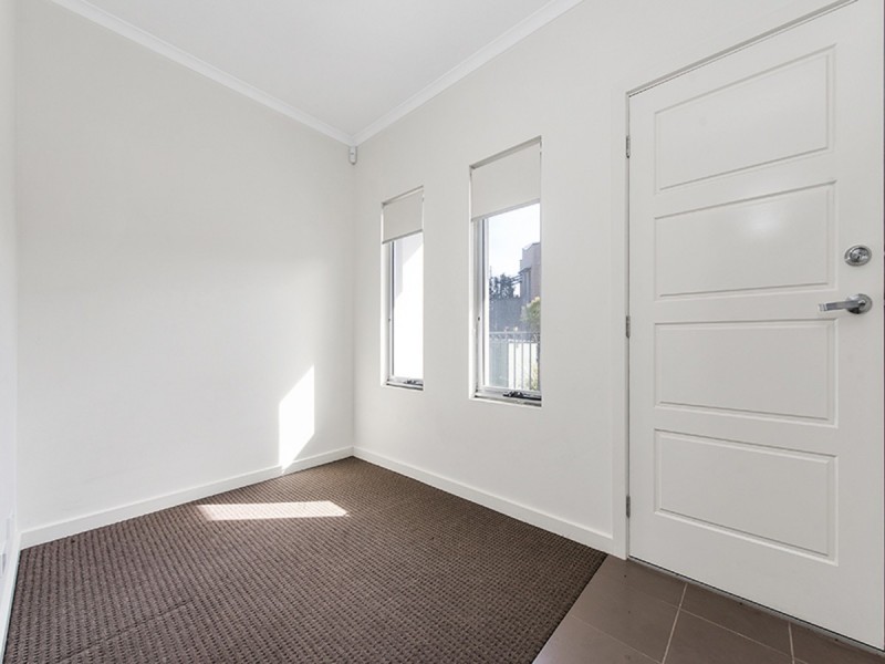3/78 The Strand, Mawson Lakes SA 5095