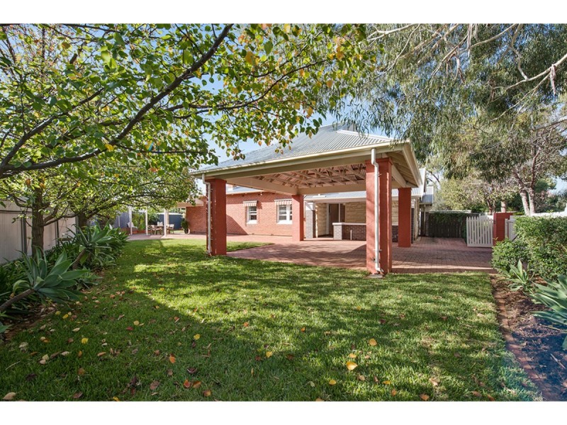 8 Abbotsbury Place, Evandale SA 5069