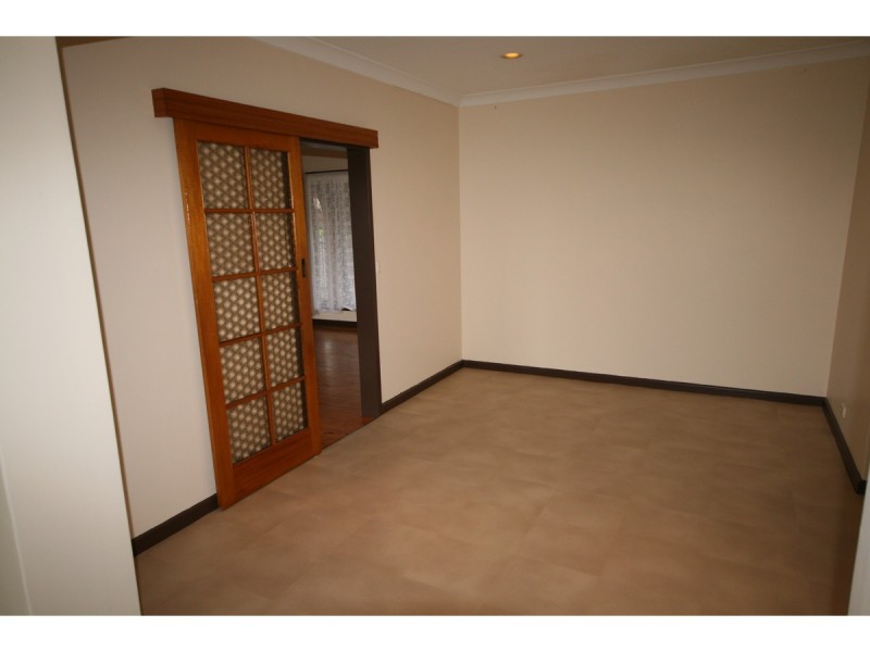 11 Hamilton Terrace, Paradise SA 5075