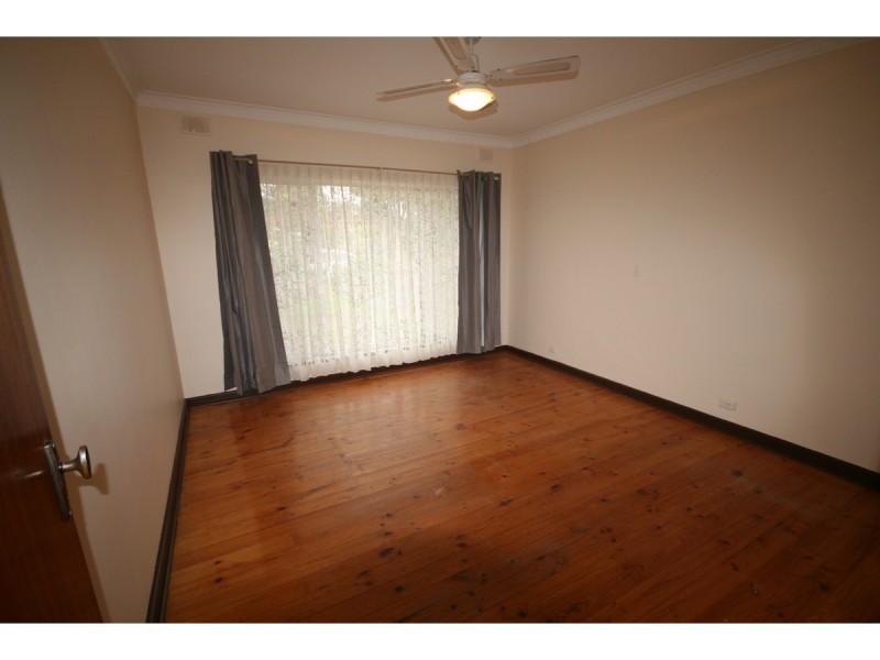 11 Hamilton Terrace, Paradise SA 5075