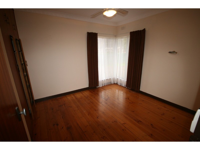 11 Hamilton Terrace, Paradise SA 5075