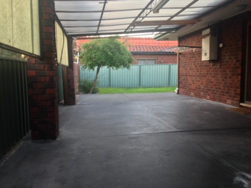 11 Hamilton Terrace, Paradise SA 5075