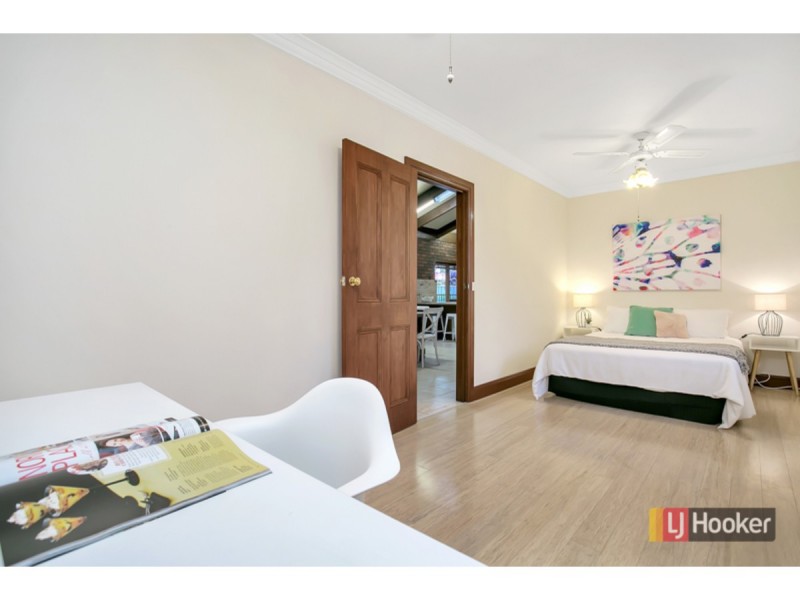 11 Neptune Crescent, West Beach SA 5024