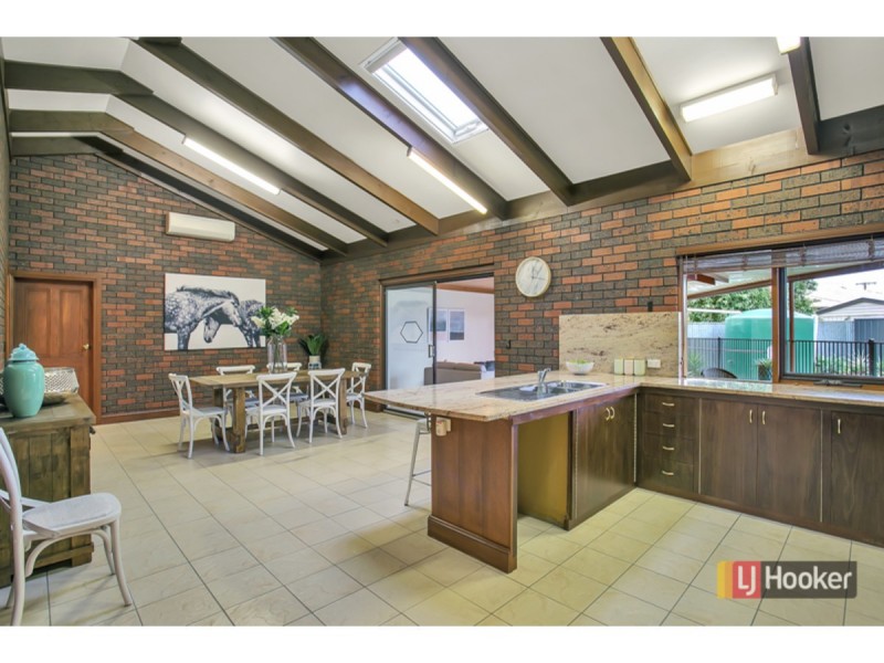 11 Neptune Crescent, West Beach SA 5024